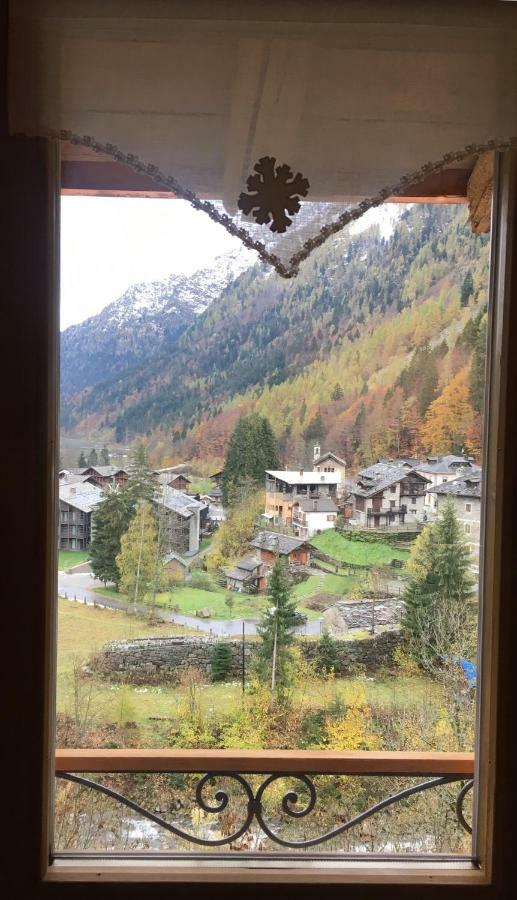 Boule De Neige Maison - Fiocco Di Neve Hotel Riva Valdobbia Exterior foto